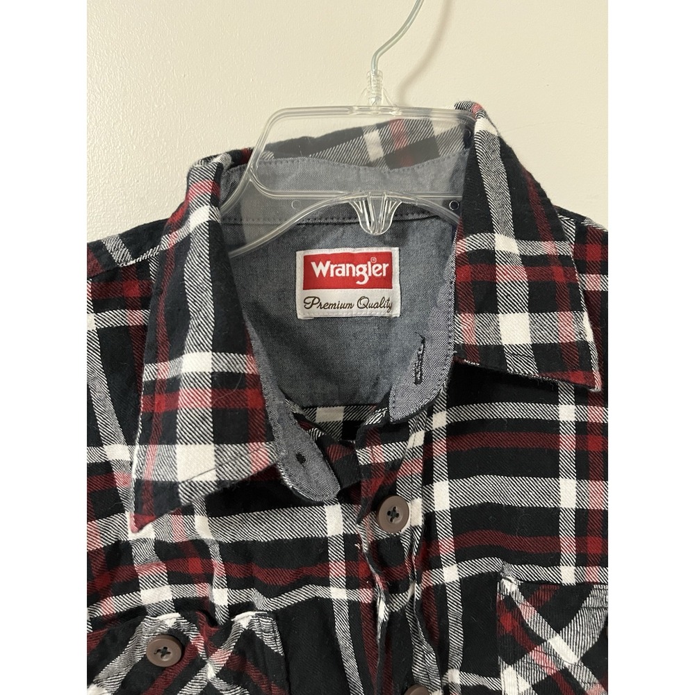 Wrangler Plaid Shirt Red Black White Size Medium
